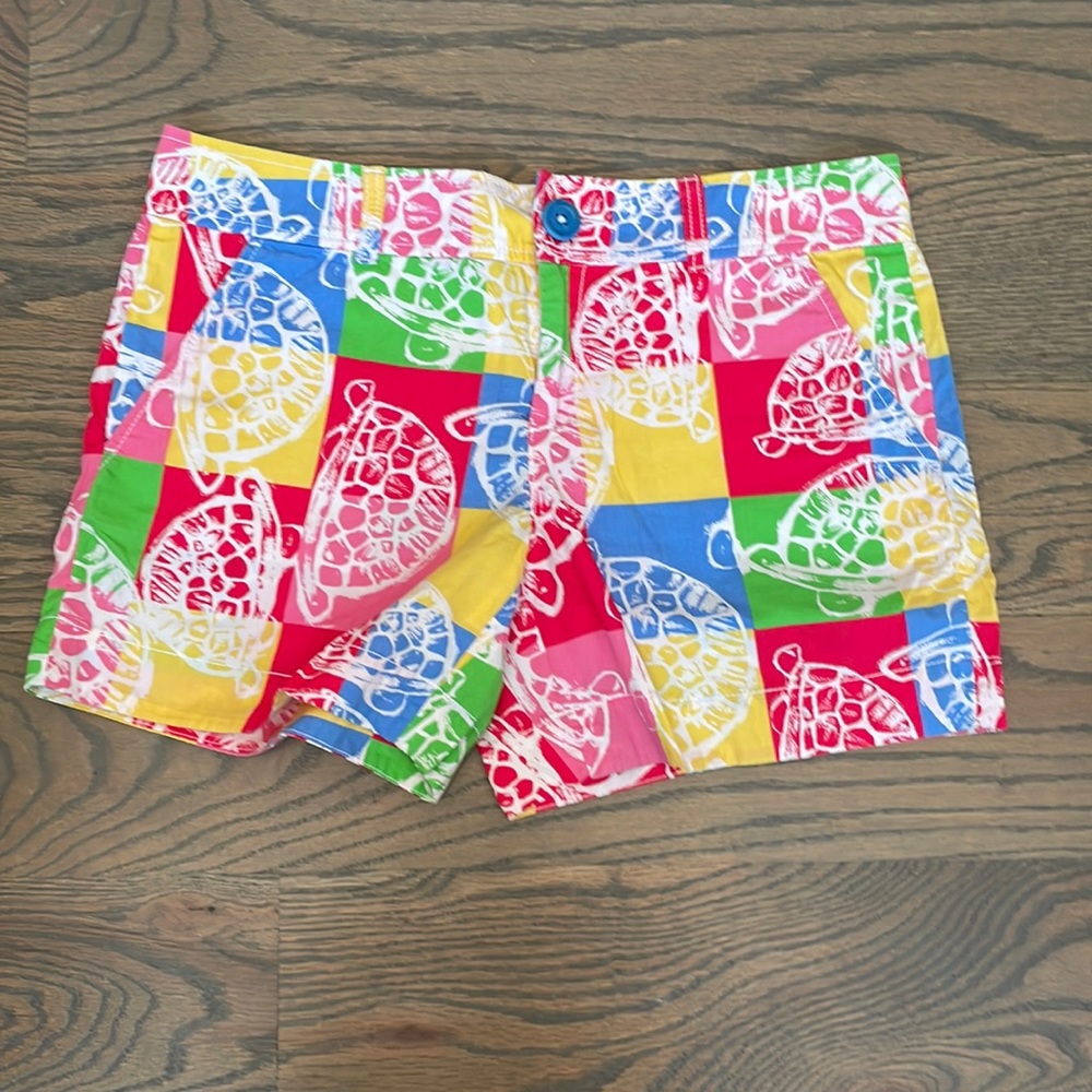 Lilly Pulitzer size 4 short